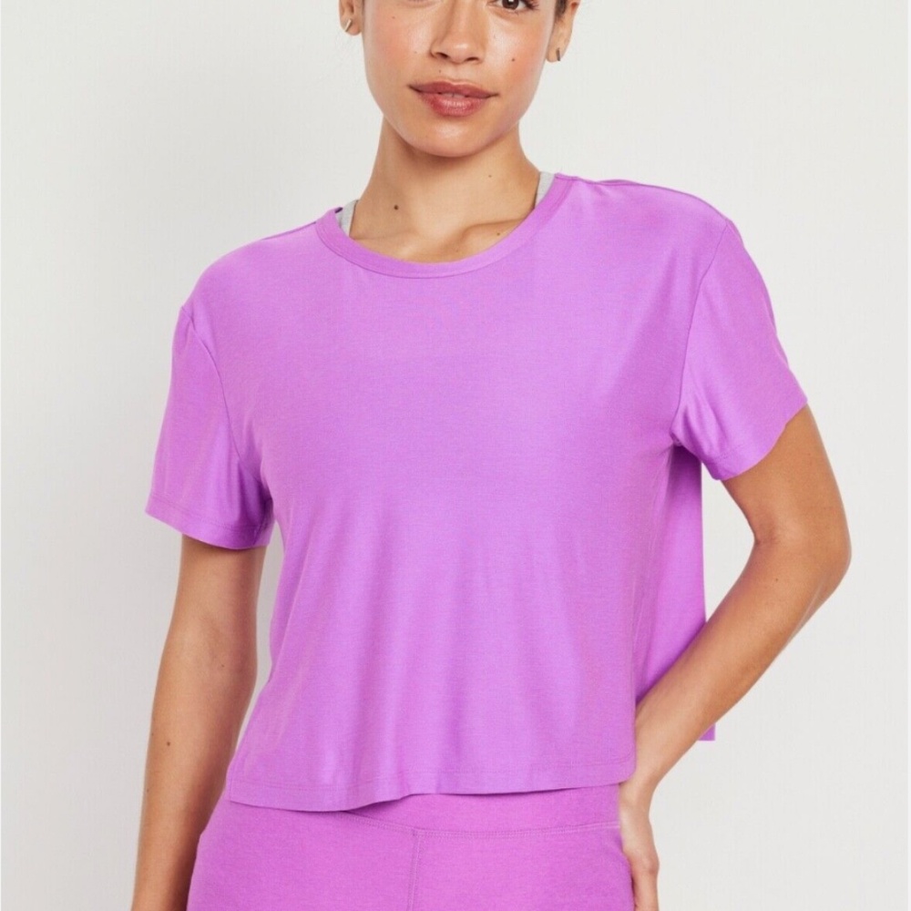 Old Navy Cloudmotion - Cloud 94 Soft Orchidding Cropped T-shirt Size Large